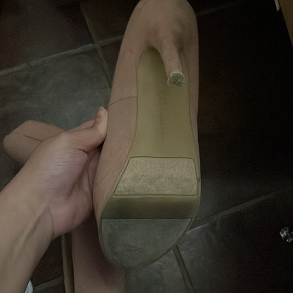 LC Lauren Conrad powder pink suede heels 👠💕 - Picture 4 of 4